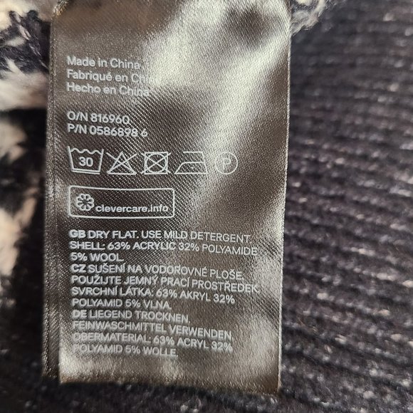 Jacquard-knit Sweater - Picture 7 of 7